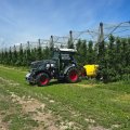Reportáž: Představili jsme první autonomní traktor pro sady a vinice v praxi